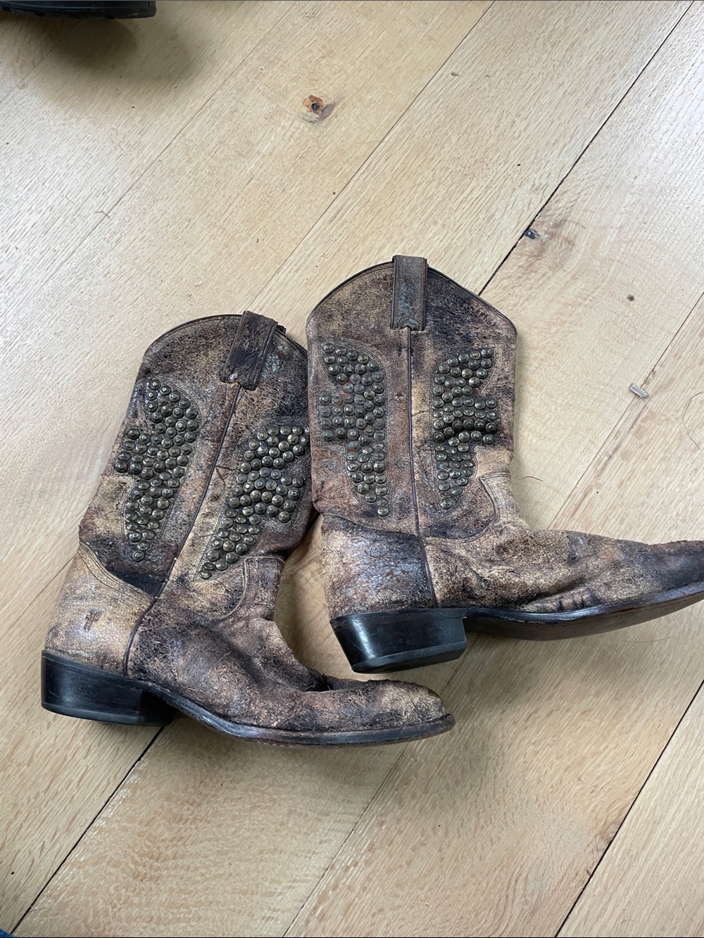 Frye Billy stud - Picture 2 of 4
